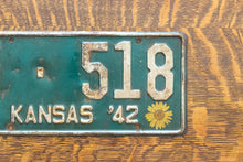 Load image into Gallery viewer, 1942 Kansas Sunflower License Plate Vintage Floral Wall Decor 5-518
