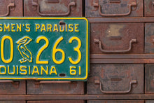 Load image into Gallery viewer, Louisiana 1961 License Plate Vintage Pelican Sportsmen&#39;s Paradise 400-263 - Eagle&#39;s Eye Finds
