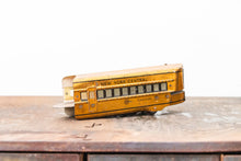 Load image into Gallery viewer, Marx Mercury #635 New York Central Vintage Train Set Toy - Eagle&#39;s Eye Finds
