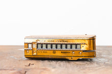 Load image into Gallery viewer, Marx Mercury #635 New York Central Vintage Train Set Toy - Eagle&#39;s Eye Finds
