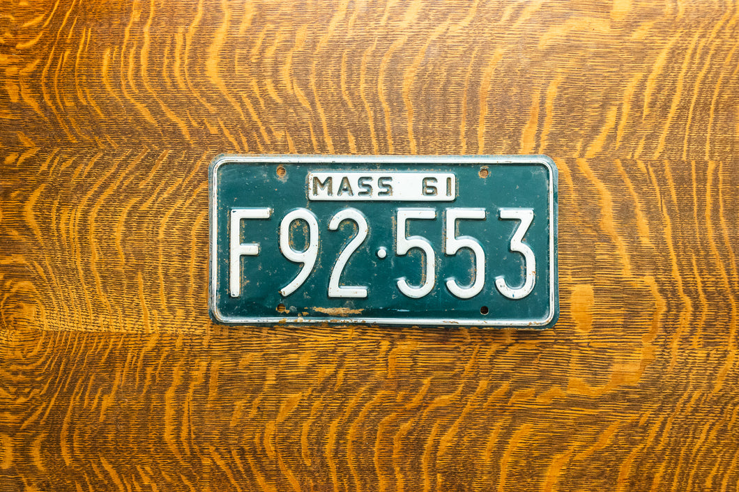 1961 Massachusetts License Plate Vintage Green Wall Decor F92553