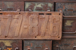Michigan 1925 Rusty License Plate Vintage Brown Wall Decor 677-876 - Eagle's Eye Finds