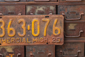 Michigan 1929 Rusty Commercial License Plate Vintage Brown Wall Hanging Decor 1-363-076 - Eagle's Eye Finds
