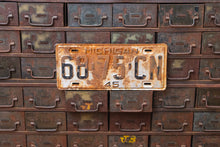 Load image into Gallery viewer, Michigan 1945 License Plate Vintage Rusty Silver Wall Decor 68-75-CN - Eagle&#39;s Eye Finds

