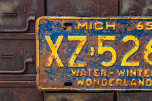 Michigan 1965 Rusty License Plate Vintage Blue Wall Hanging Decor XZ-5267 - Eagle's Eye Finds