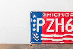 Michigan 1976 License Plate Vintage USA Bicentennial Red White Blue Decor PZH661 - Eagle's Eye Finds