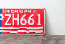 Load image into Gallery viewer, Michigan 1976 License Plate Vintage USA Bicentennial Red White Blue Decor PZH661 - Eagle&#39;s Eye Finds
