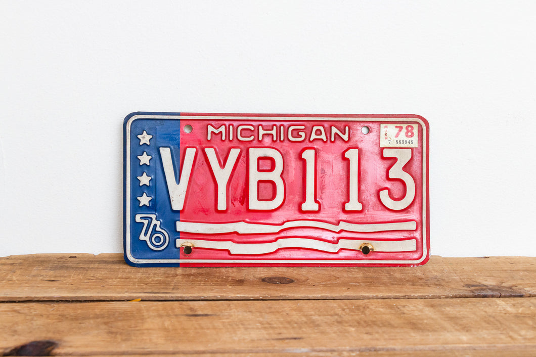 Michigan 1976 License Plate Vintage USA Bicentennial Red White Blue Decor - Eagle's Eye Finds