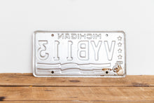 Load image into Gallery viewer, Michigan 1976 License Plate Vintage USA Bicentennial Red White Blue Decor - Eagle&#39;s Eye Finds
