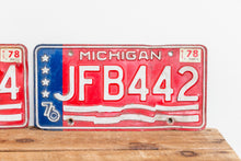 Load image into Gallery viewer, Michigan 1976 License Plate Pair Vintage USA Bicentennial Red White Blue Decor - Eagle&#39;s Eye Finds
