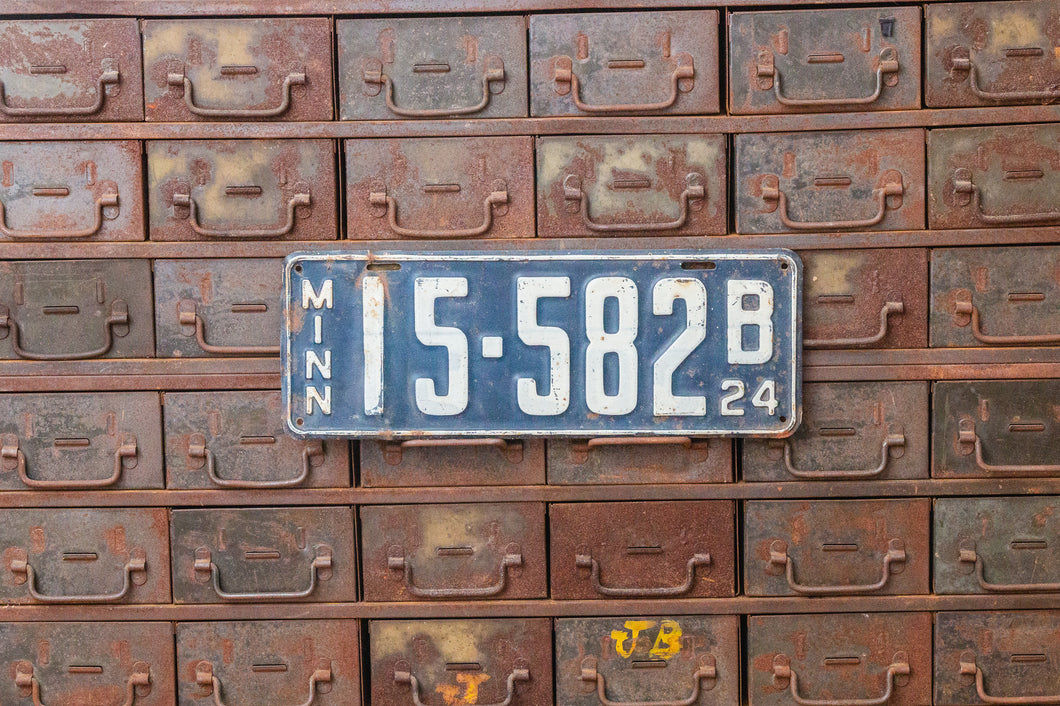 Minnesota 1924 License Plate Vintage Blue White Wall Decor - Eagle's Eye Finds