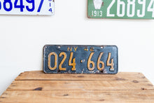 Load image into Gallery viewer, New York 1942 Vintage Omnibus Taxi License Plate - Eagle&#39;s Eye Finds
