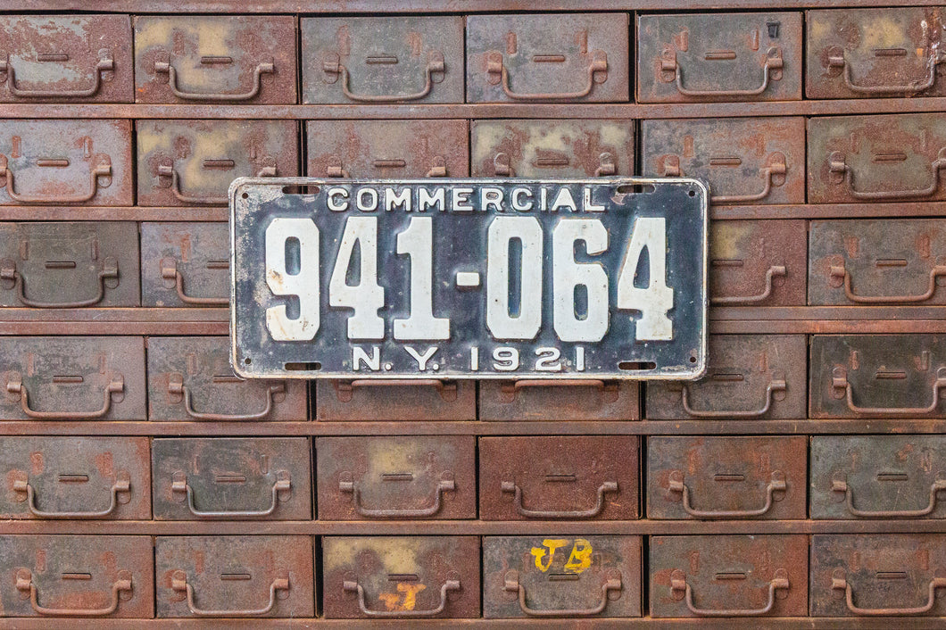 1921 Commercial New York License Plate Vintage Truck Wall Hanging Decor - Eagle's Eye Finds