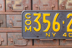 1940 Commercial New York License Plate Vintage Truck Wall Hanging Decor - Eagle's Eye Finds