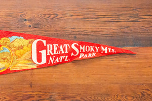 Great Smoky Mountains National Park Red Felt Pennant Vintage Wall Hanging Decor