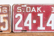 Load image into Gallery viewer, South Dakota 1936 License Plate Pair Vintage Red Wall Hanging Decor - Eagle&#39;s Eye Finds

