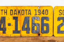 Load image into Gallery viewer, South Dakota 1940 License Plate Pair Vintage Rusty Yellow Wall Hanging Decor - Eagle&#39;s Eye Finds
