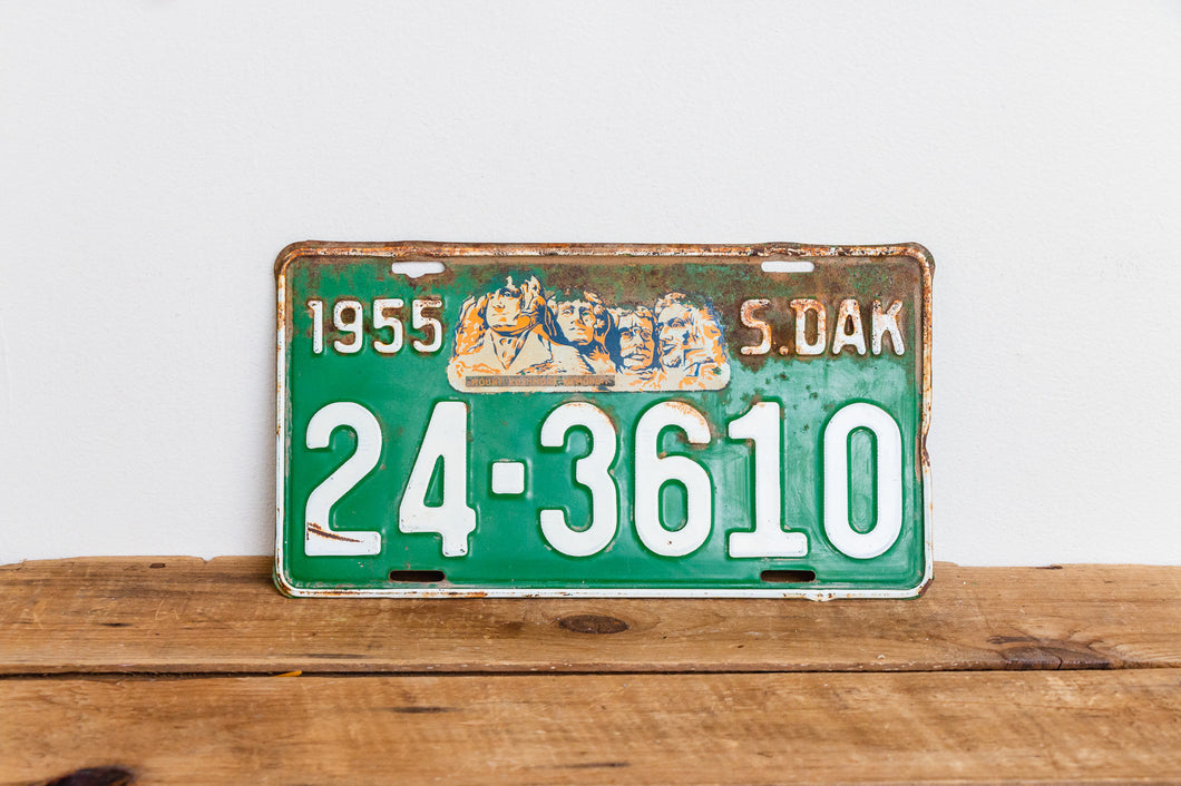 South Dakota 1955 License Plate Vintage Green Wall Hanging Decor 24-3610 - Eagle's Eye Finds