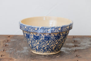 Blue Spongeware Mixing Bowl Vintage Robinson Ransbottom Pottery Kitchenware - Eagle's Eye Finds