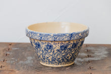 Load image into Gallery viewer, Blue Spongeware Mixing Bowl Vintage Robinson Ransbottom Pottery Kitchenware - Eagle&#39;s Eye Finds
