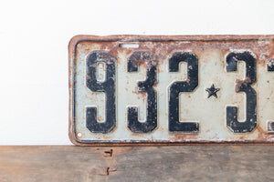 Texas 1926 License Plate Vintage Grey and Black Wall Decor - Eagle's Eye Finds