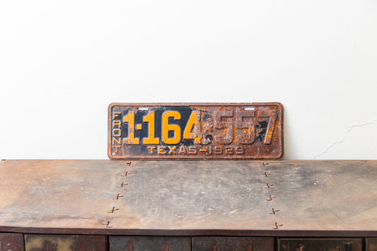 Texas 1929 License Plate Vintage Rusty Wall Decor 1-164-557 - Eagle's Eye Finds
