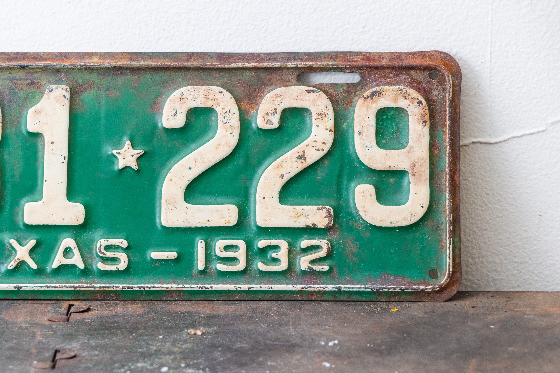 Texas 1932 License Plate Pair Vintage Green YOM Ford Deuce - Eagle's Eye Finds
