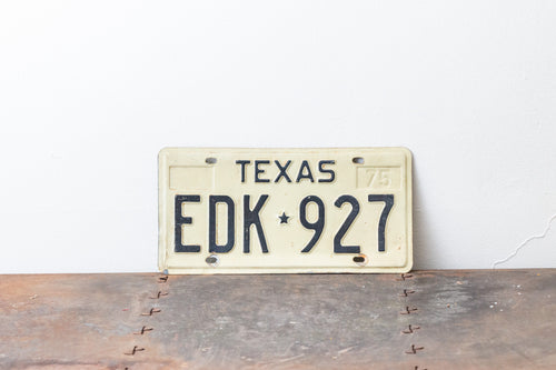 Texas 1975 License Plate Vintage Black and White Wall Decor EDK-927 - Eagle's Eye Finds