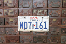Load image into Gallery viewer, Texas 1987 Truck License Plate Vintage TX Wall Decor ND7-161 - Eagle&#39;s Eye Finds
