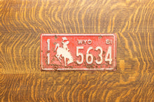 Load image into Gallery viewer, Wyoming 1961 License Plate Vintage Red Wall Decor 5634
