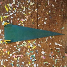 Load image into Gallery viewer, Natural Bridge Virginia Green Felt Lennant Wall Hanging Decor - Eagle&#39;s Eye Finds
