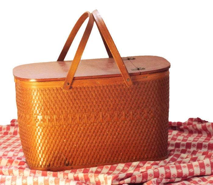 Hawkeye Woven Wick Picnic Basket Vintage Storage Decor - Eagle's Eye Finds