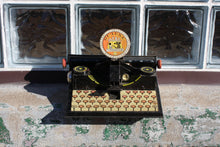 Load image into Gallery viewer, Delux Dial Typewriter Toy MARX Tin Toy - Eagle&#39;s Eye Finds
