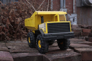Tonka Turbo-Diesel Mighty Dump Truck Vintage Toy - Eagle's Eye Finds