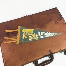 Load image into Gallery viewer, Auto Museum Bridgewater New York Vintage Felt Pennant - Eagle&#39;s Eye Finds
