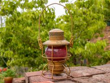 Load image into Gallery viewer, NYCS New York Central System Adlake Lantern Vintage Kerosene Lamp - Eagle&#39;s Eye Finds
