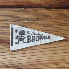 Load image into Gallery viewer, The Cleveland Browns Vintage Football NFL Pennant - Eagle&#39;s Eye Finds
