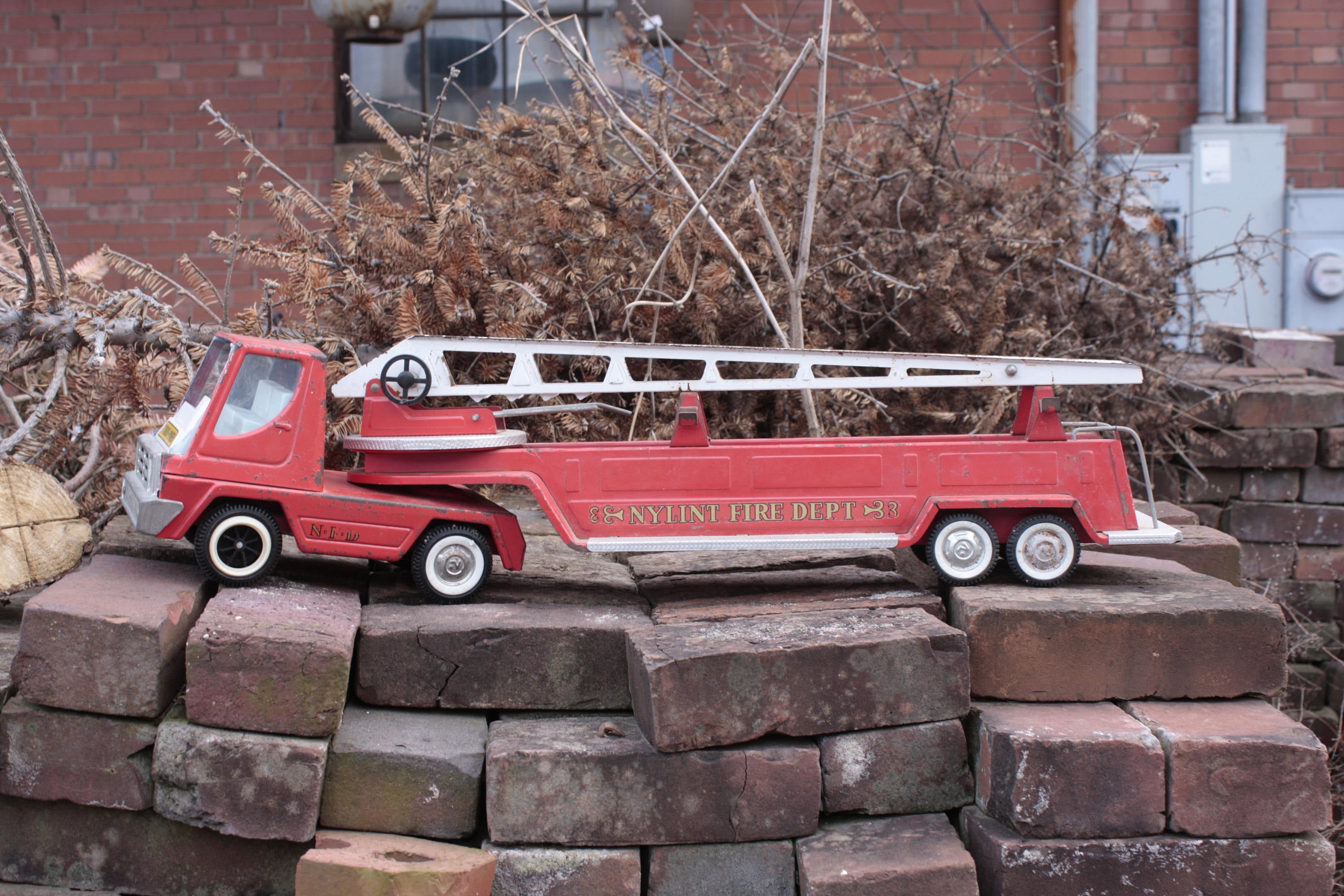 Nylint Fire Department Fire Truck Vintage Children s Toy Eagle s Eye Finds