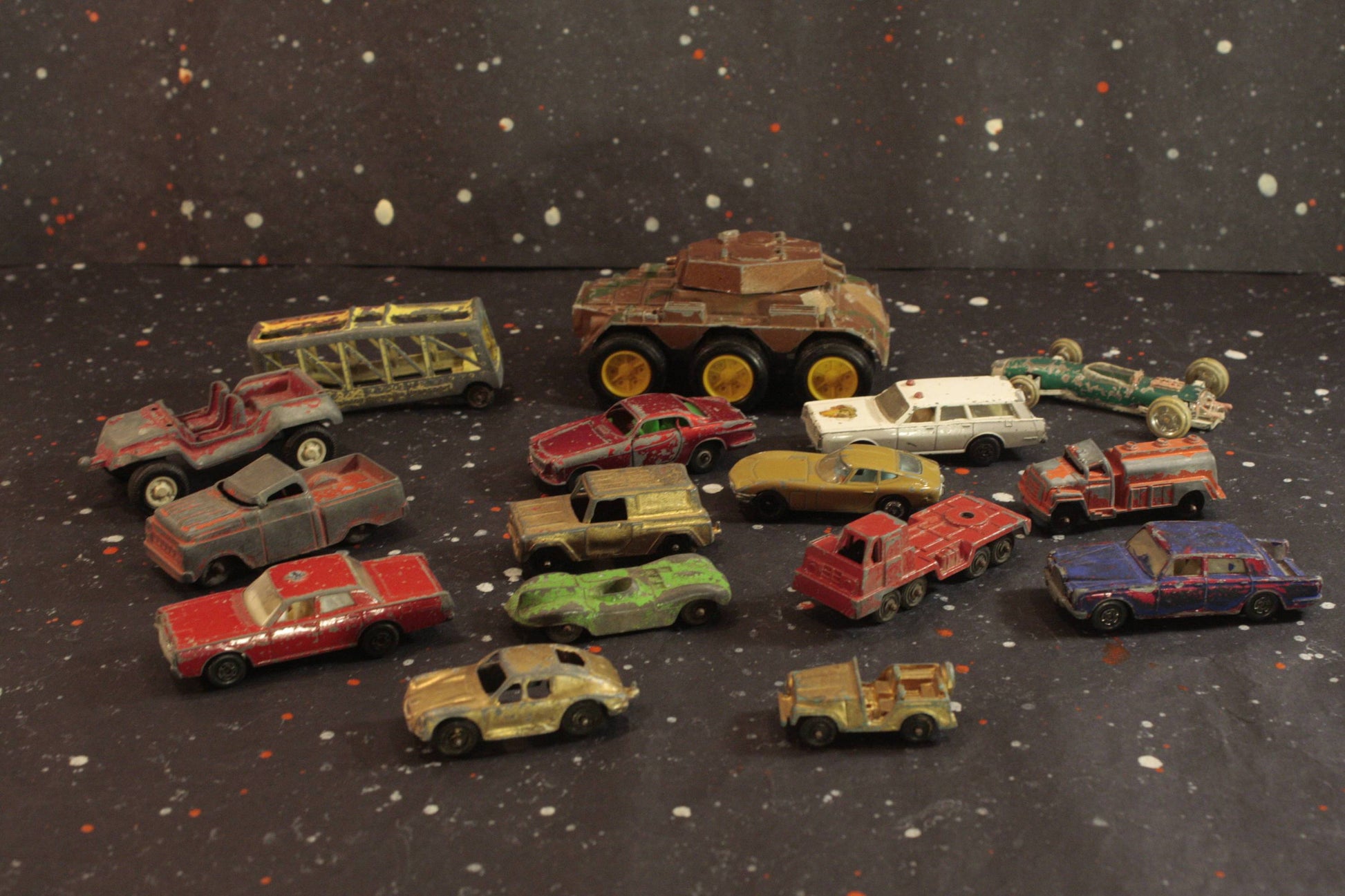 Toy Car Lot Vintage Bundle of 16 Metal Diecast Vehicles - Eagle's Eye Finds