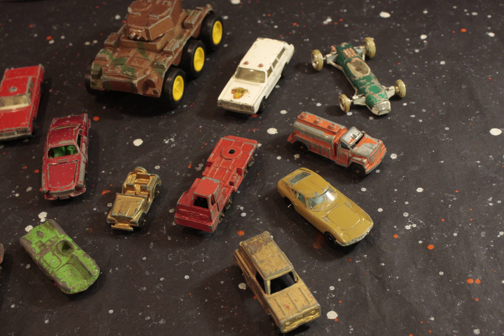 Toy Car Lot Vintage Bundle of 16 Metal Diecast Vehicles - Eagle's Eye Finds