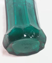 Load image into Gallery viewer, Aqua Paneled Sparkling Seltzer Water Bottle Vintage Barware Columbia Beverage Co. Chicago Illinois - Eagle&#39;s Eye Finds
