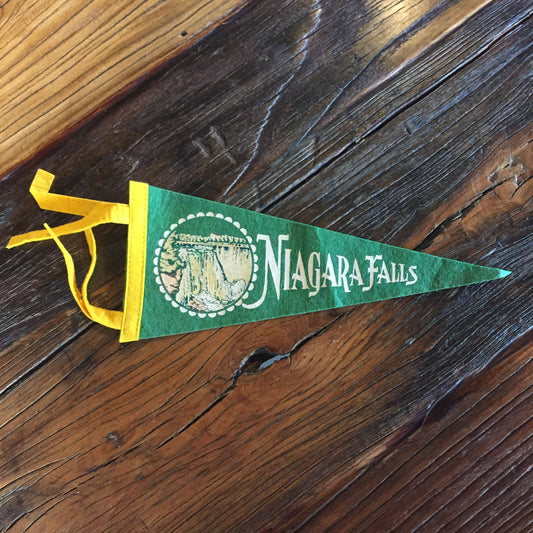 Niagara Falls Green Felt Pennant Vintage Travel Wall Decor - Eagle's Eye Finds