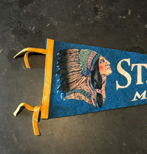 Load image into Gallery viewer, St. Paul Minnesota Felt Pennant Vintage Wall Decor - Eagle&#39;s Eye Finds
