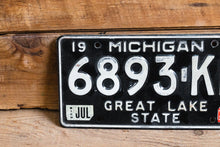 Load image into Gallery viewer, Michigan 1979 Great Lake State License Plate Vintage Wall Hanging Decor - Eagle&#39;s Eye Finds
