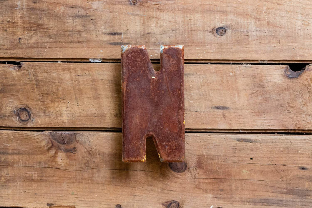 Metal Letter N Service Station Sign Vintage Rusty Wall Decor Initial  Vintage Marquee - Eagle's Eye Finds