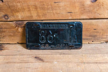 Load image into Gallery viewer, Al 68 Indiana 1962 License Plate Vintage Wall Hanging Decor - Eagle&#39;s Eye Finds
