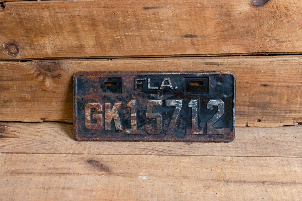 1934 Florida License Plate Commercial Use Vintage Wall Hanging Decor - Eagle's Eye Finds