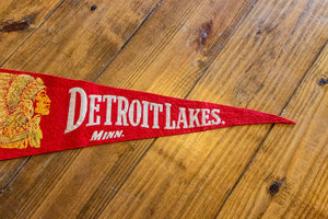 Detroit Lakes Minnesota American Indian Felt Pennant Vintage Wall Decor - Eagle's Eye Finds
