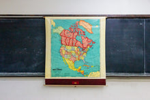 Load image into Gallery viewer, North America Pull Down Map Vintage Wall Hanging Decor - Eagle&#39;s Eye Finds
