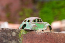 Load image into Gallery viewer, Hubley Chrysler Airflow Toy Car Vintage Green Diecast Toy Car - Eagle&#39;s Eye Finds
